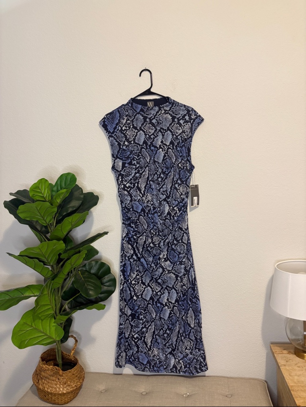 NWT Blue Snake-Print Sleeveless Midi Dress Large